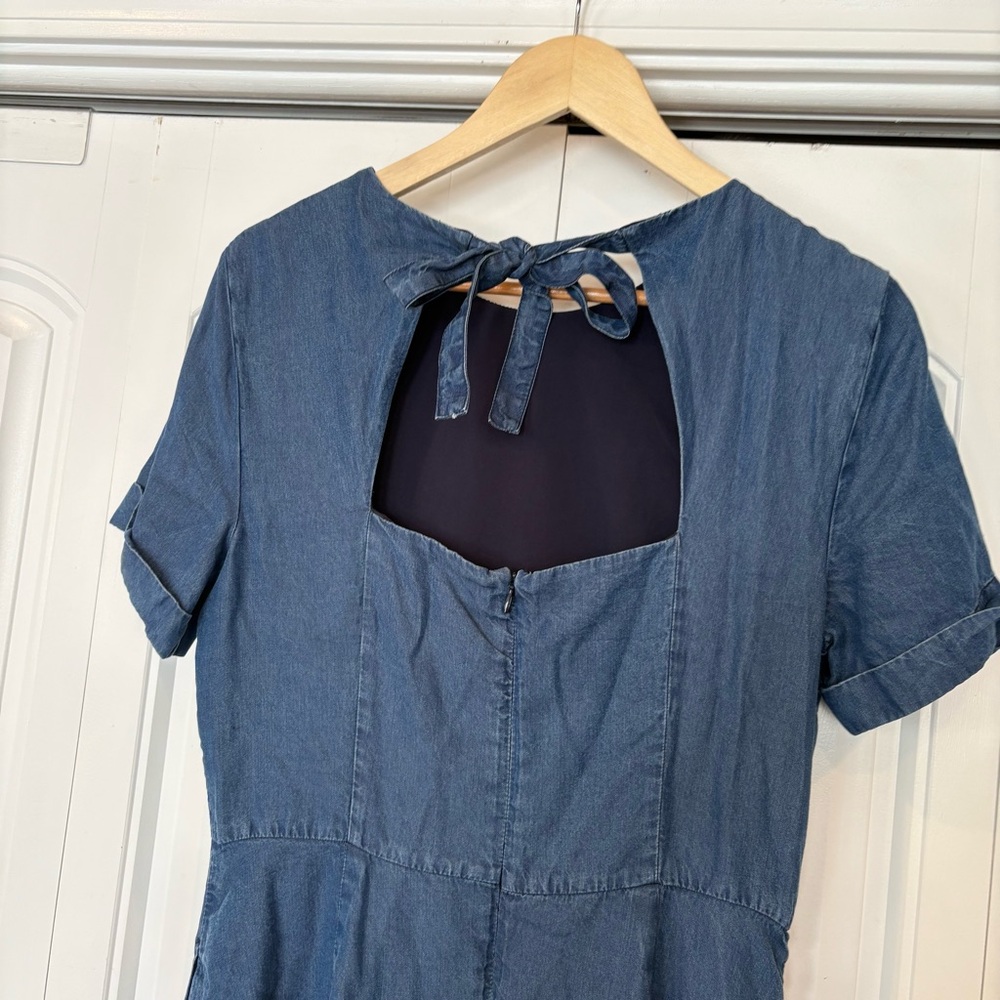 Banana Republic Chambray Dress Size 8 - Picture 7 of 9